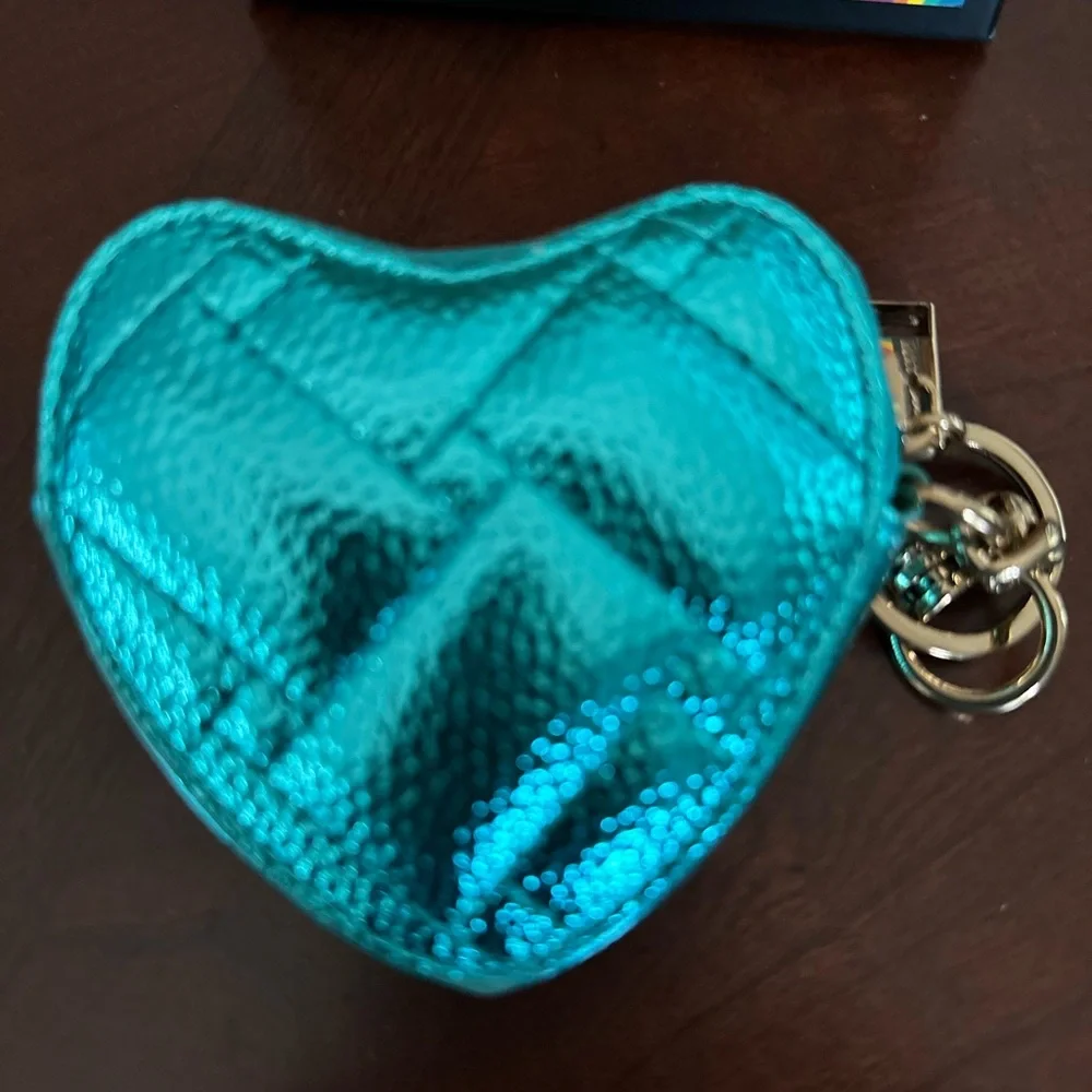 KURT GEIGER KENSINGTON HEART Metallic Blue/Turquoise Bag Charm Gemstone NWOT